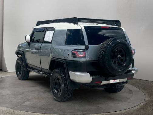 2012 Toyota FJ Cruiser Base