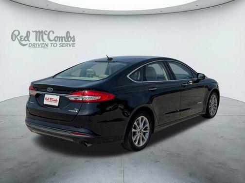 2017 Ford Fusion Hybrid SE