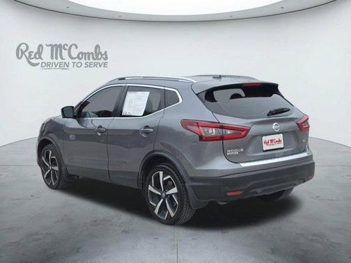 Gun Metallic 2022 Nissan Rogue Sport SL