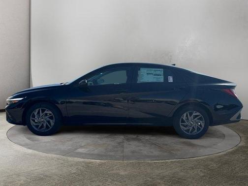 2025 Hyundai ELANTRA HEV Blue