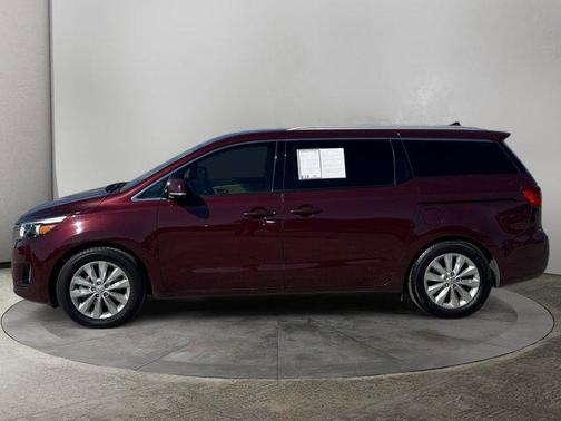 2017 Kia Sedona EX