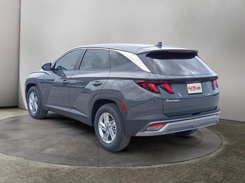 Gray 2026 Hyundai TUCSON SE