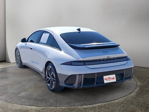 2023 Hyundai IONIQ 6 SEL