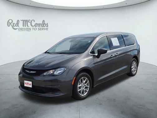 Crystal Metallic 2023 Chrysler Voyager LX