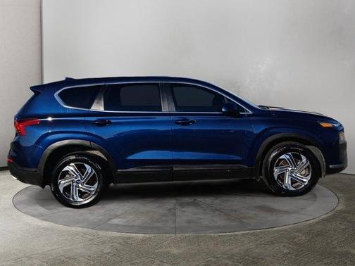 2022 Hyundai SANTA FE SE