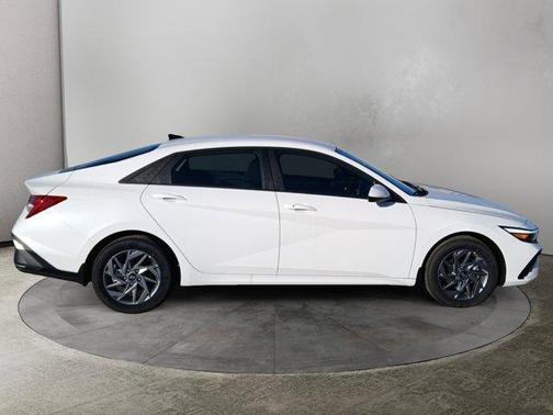 2025 Hyundai ELANTRA HEV Blue