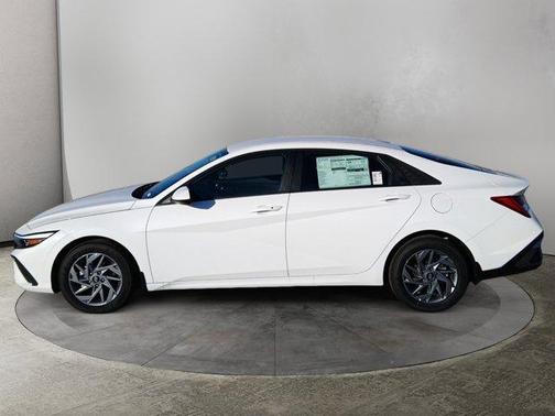 2025 Hyundai ELANTRA HEV Blue