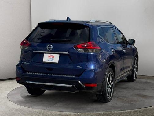 2017 Nissan Rogue SL