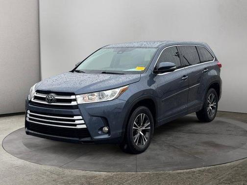 2017 Toyota Highlander LE Plus