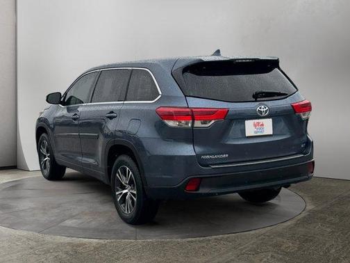 2017 Toyota Highlander LE Plus