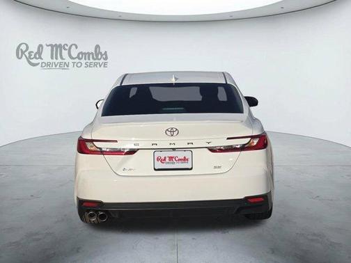 Ice 2025 Toyota Camry SE