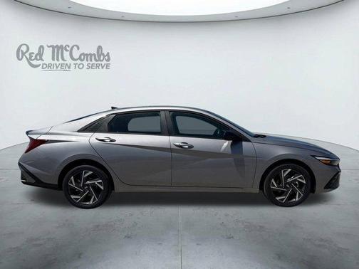 2025 Hyundai ELANTRA HEV SEL Sport