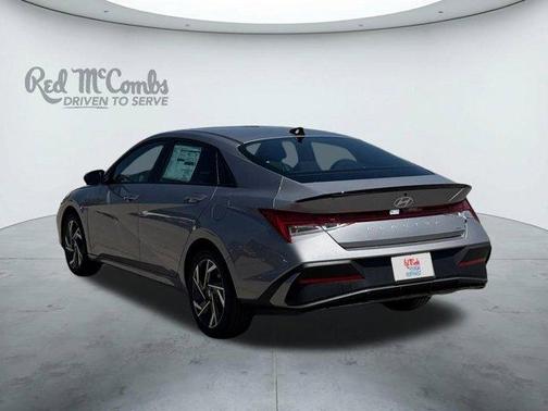 2025 Hyundai ELANTRA HEV SEL Sport