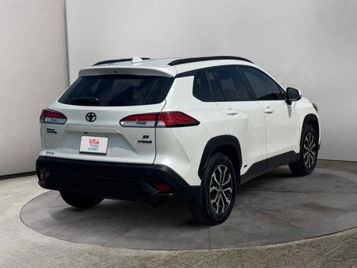 2023 Toyota Corolla Cross Hybrid SE
