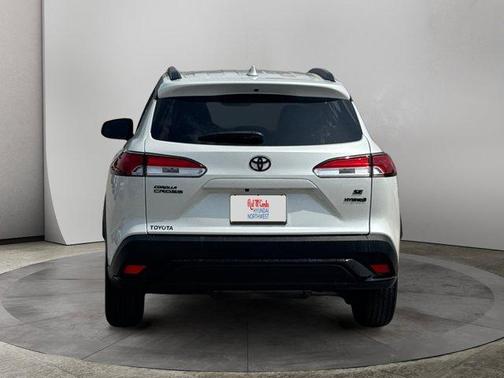 2023 Toyota Corolla Cross Hybrid SE