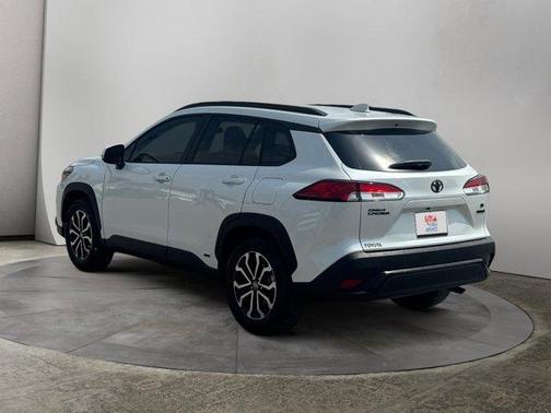 2023 Toyota Corolla Cross Hybrid SE