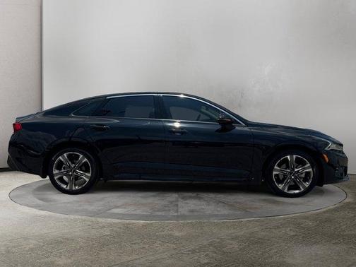 2024 Kia K5 EX