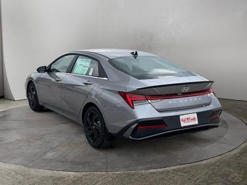 2026 Hyundai ELANTRA SEL