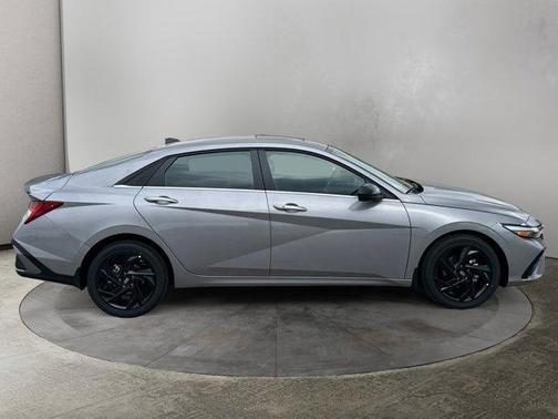 2026 Hyundai ELANTRA SEL