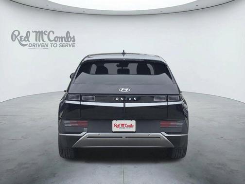 Black 2024 Hyundai IONIQ 5 SE