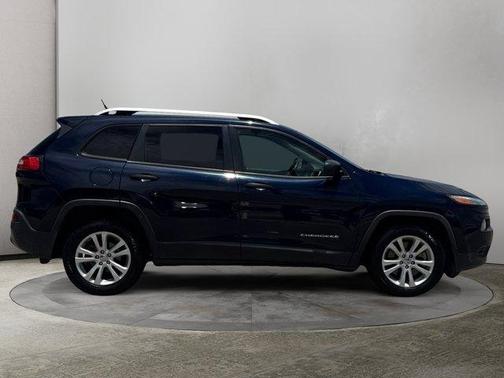 2015 Jeep Cherokee Sport
