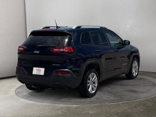 2015 Jeep Cherokee Sport