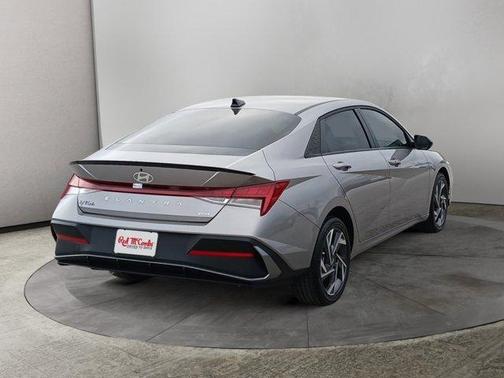 2025 Hyundai ELANTRA HEV SEL Sport