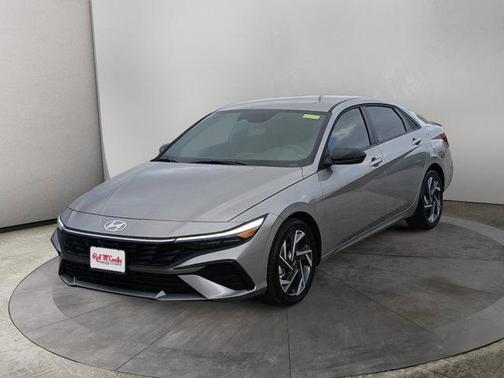 2025 Hyundai ELANTRA HEV SEL Sport