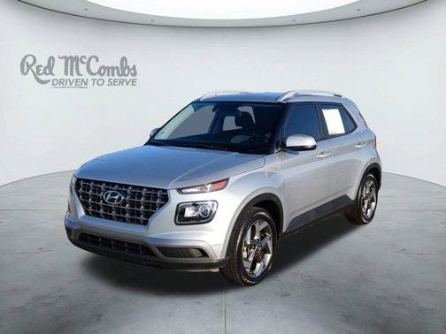2022 Hyundai VENUE SE