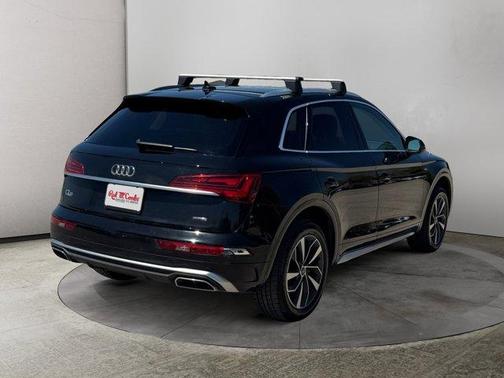 2022 Audi Q5 45 S line quattro Premium
