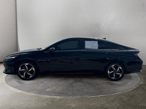 2022 Hyundai ELANTRA HEV Limited