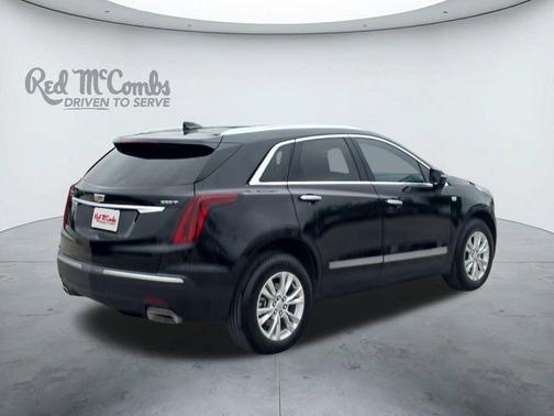 Black Metallic 2024 Cadillac XT5 Luxury