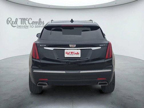 Black Metallic 2024 Cadillac XT5 Luxury