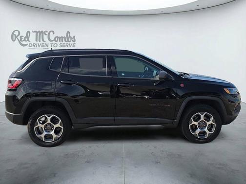 Diamond Black 2022 Jeep Compass Trailhawk