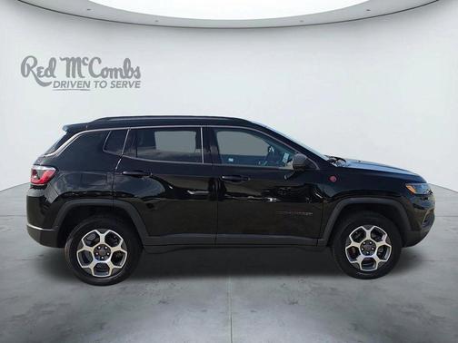 Diamond Black 2022 Jeep Compass Trailhawk