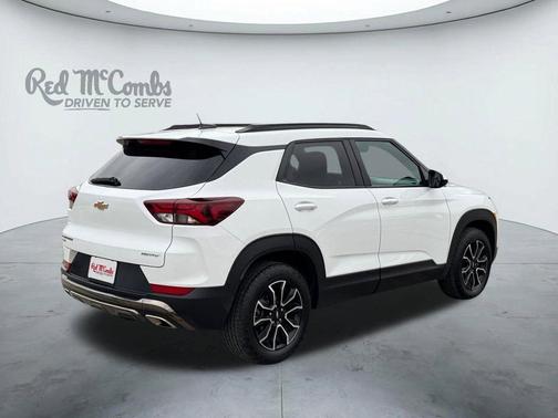 Summit White 2023 Chevrolet Trailblazer ACTIV