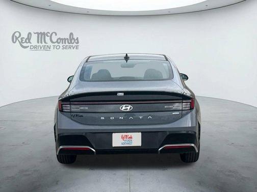 2025 Hyundai SONATA Hybrid SEL