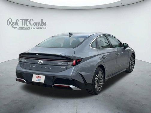 2025 Hyundai SONATA Hybrid SEL