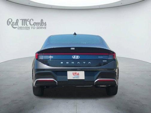 2025 Hyundai SONATA Hybrid SEL