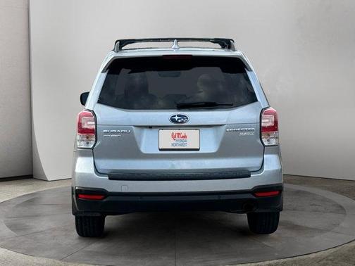 2017 Subaru Forester 2.5i Touring