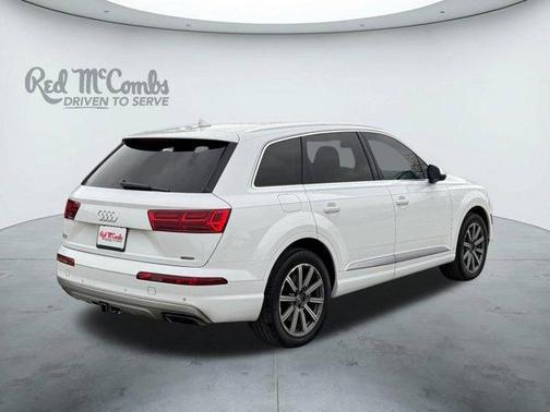 2019 Audi Q7 45 Premium Plus