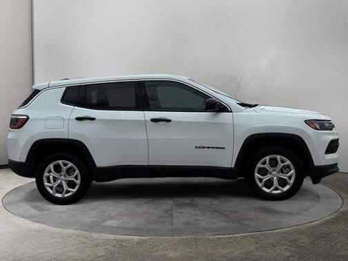 2024 Jeep Compass Sport