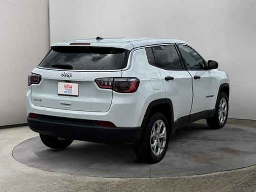 2024 Jeep Compass Sport