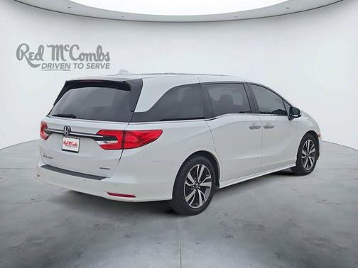 White 2021 Honda Odyssey Touring