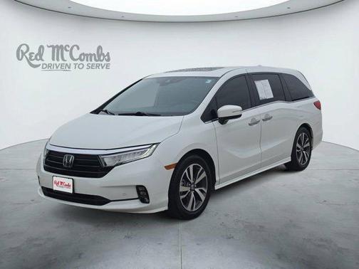 White 2021 Honda Odyssey Touring