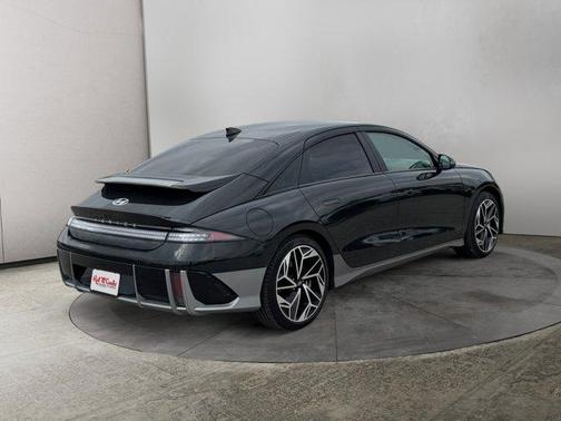 2023 Hyundai IONIQ 6 SEL