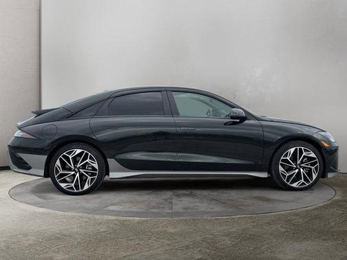 2023 Hyundai IONIQ 6 SEL