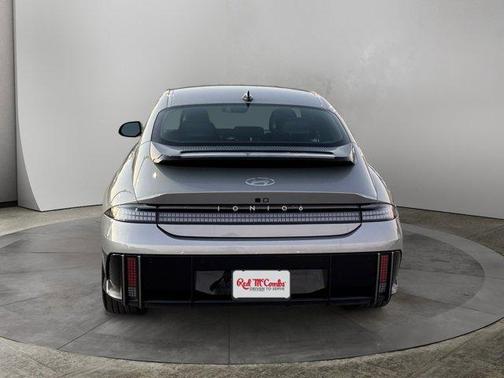 2025 Hyundai IONIQ 6 SE Standard Range