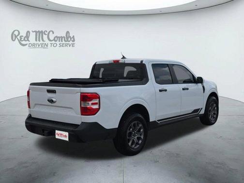 Oxford White 2022 Ford Maverick XLT