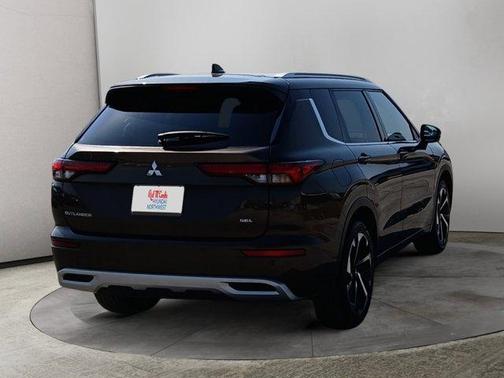 2022 Mitsubishi Outlander SEL